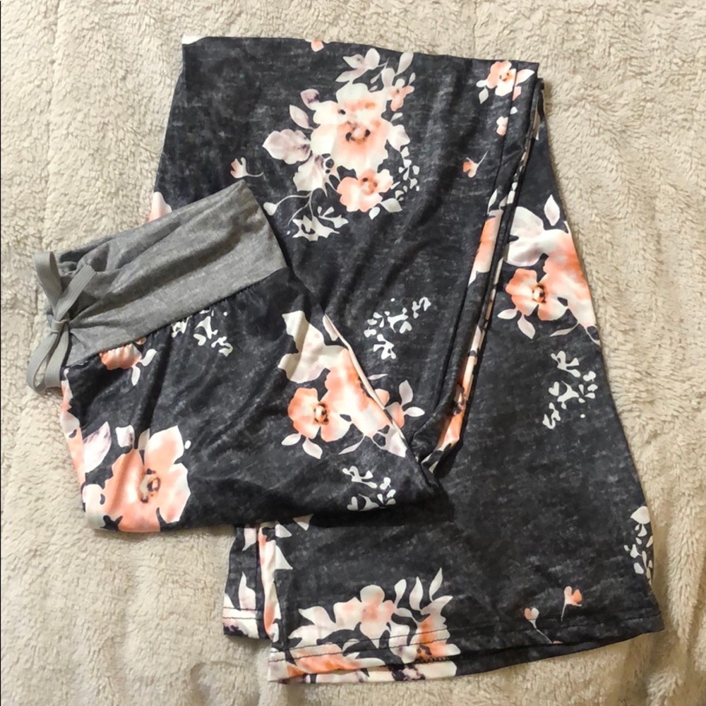 Palazzo Pajama Pants super comfy get for lounging